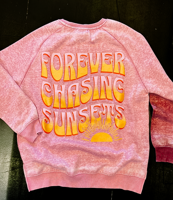 Forever Chasing Sunsets Sweatshirt - Lilac